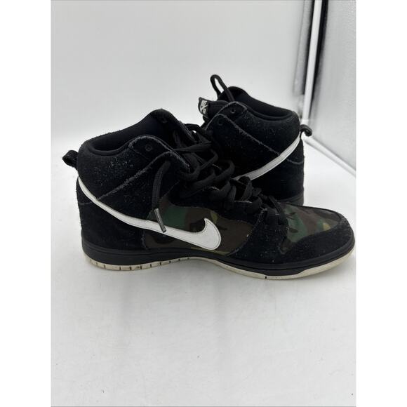 Size 10 - Nike Dunk SB High Camo